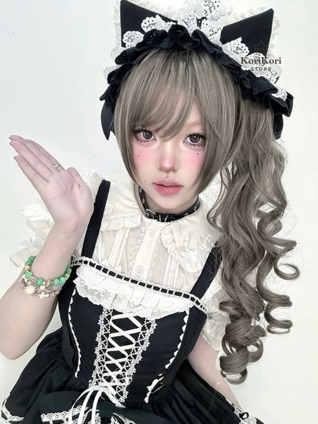Ashy Lolita